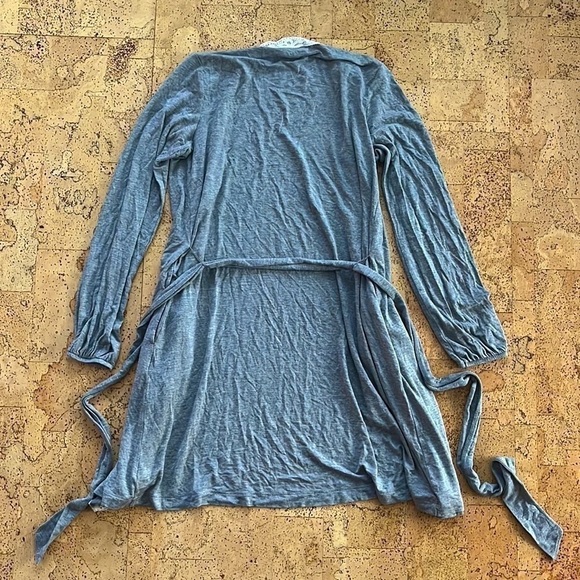 AERIE Robe - Picture 7 of 7